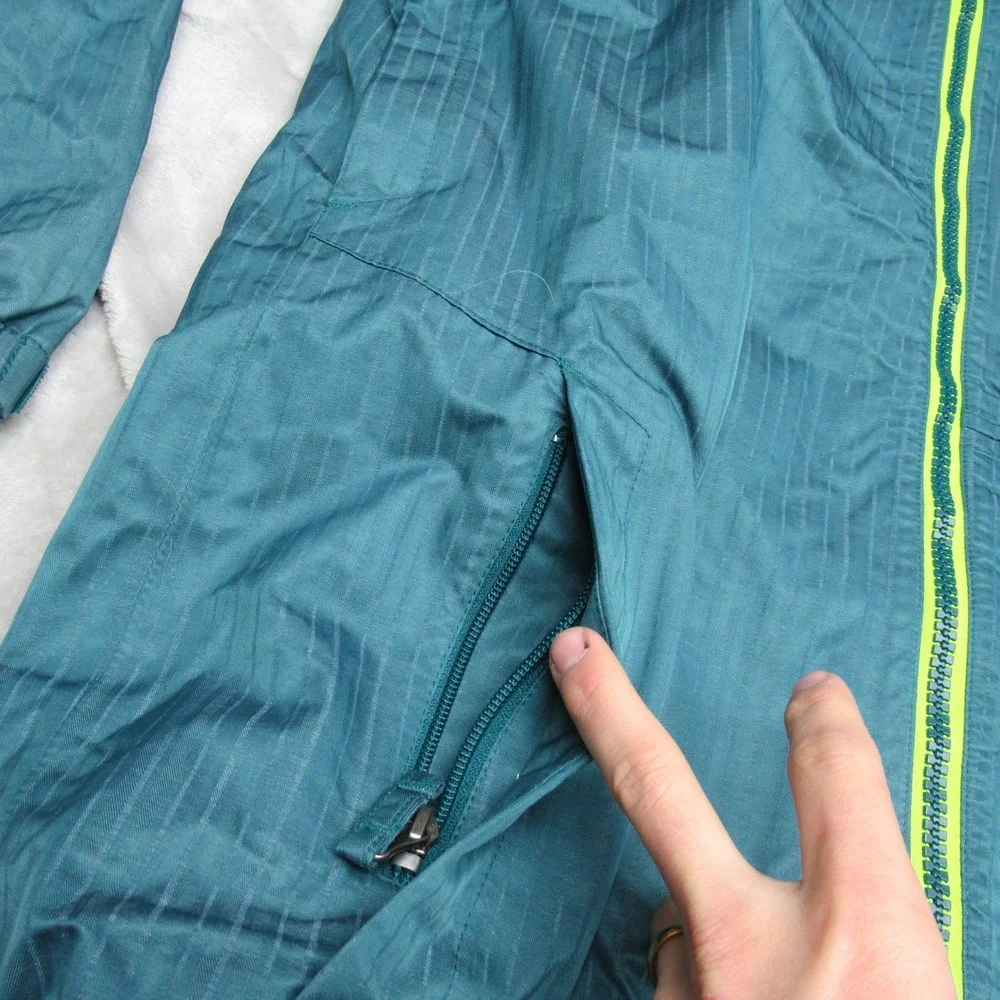 The North Face couple blemishes